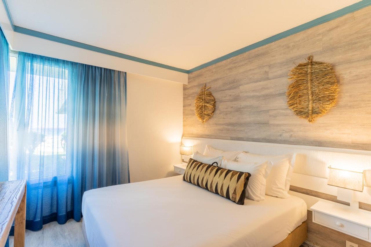 One-Bedroom Apartment,1378902212:JPEG